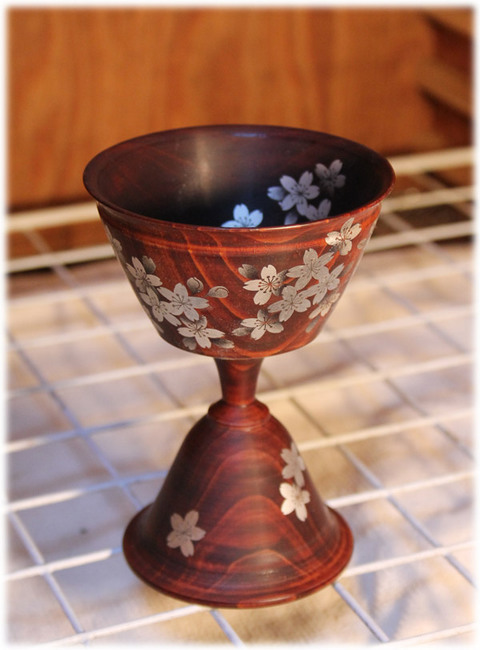 ヒノキの冷酒杯